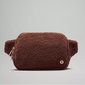 Lululemon Everywhere Belt Bag Large 2L